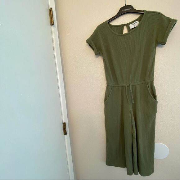 Old Navy green cozy ribbed short sleeve wide leg crop knit jumpsuit romper 10/12 - Picture 2 of 11